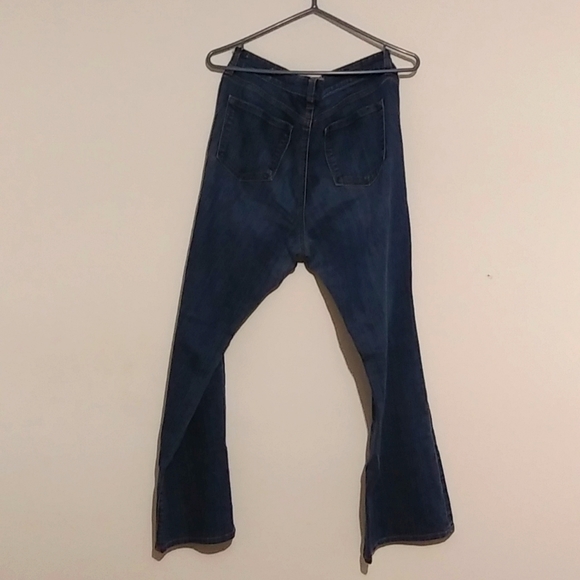Bootcut blue jeans by Ann Taylor Loft. - Picture 2 of 2